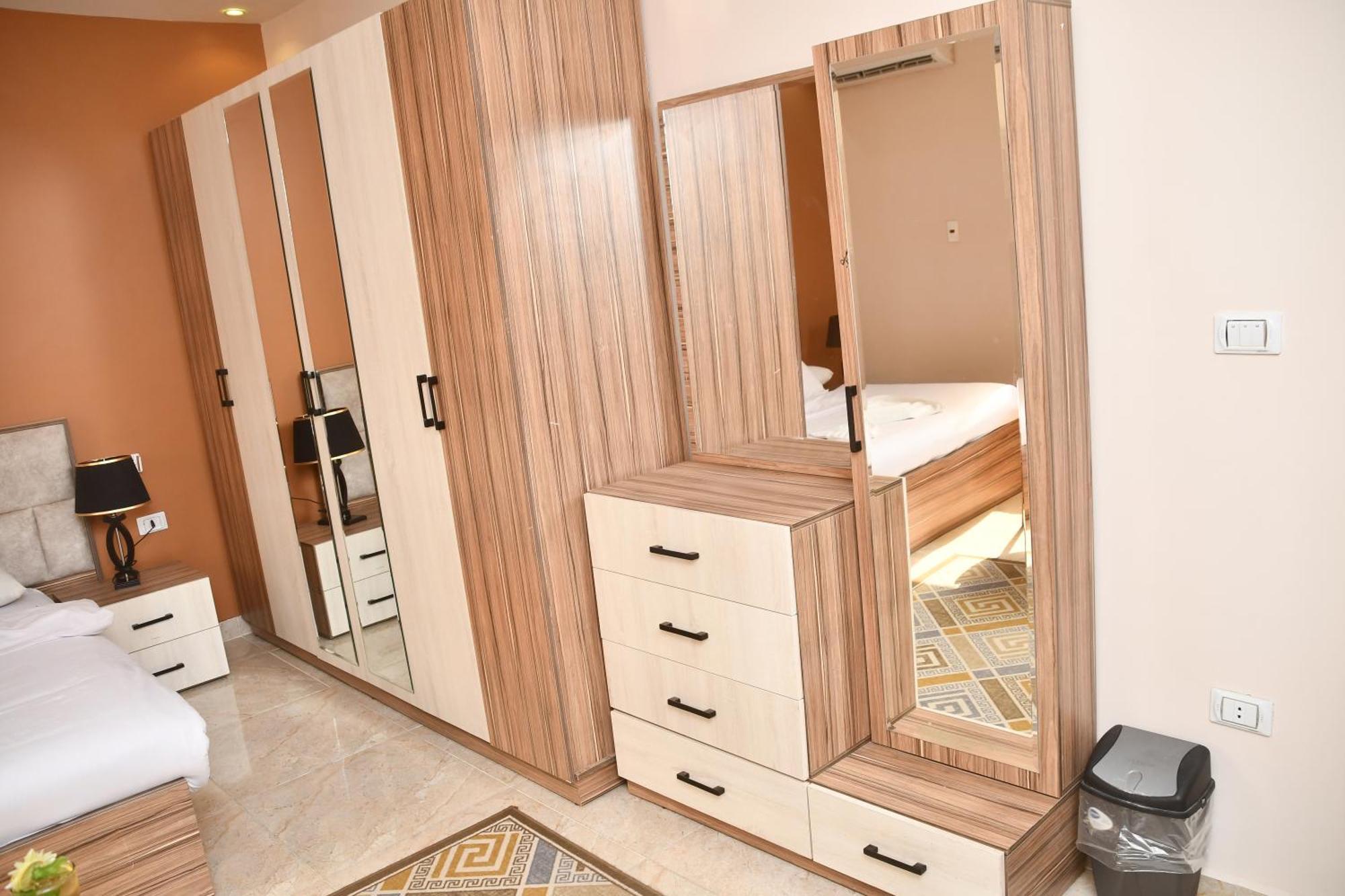 Nun Pyramids Hotel Kafret el-Gabal エクステリア 写真